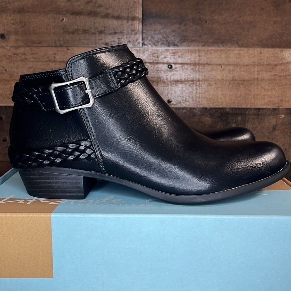 LifeStride Women's Adriana Ankle Black Bootie Boot Women’s Size 8.5 Wide - Picture 2 of 11